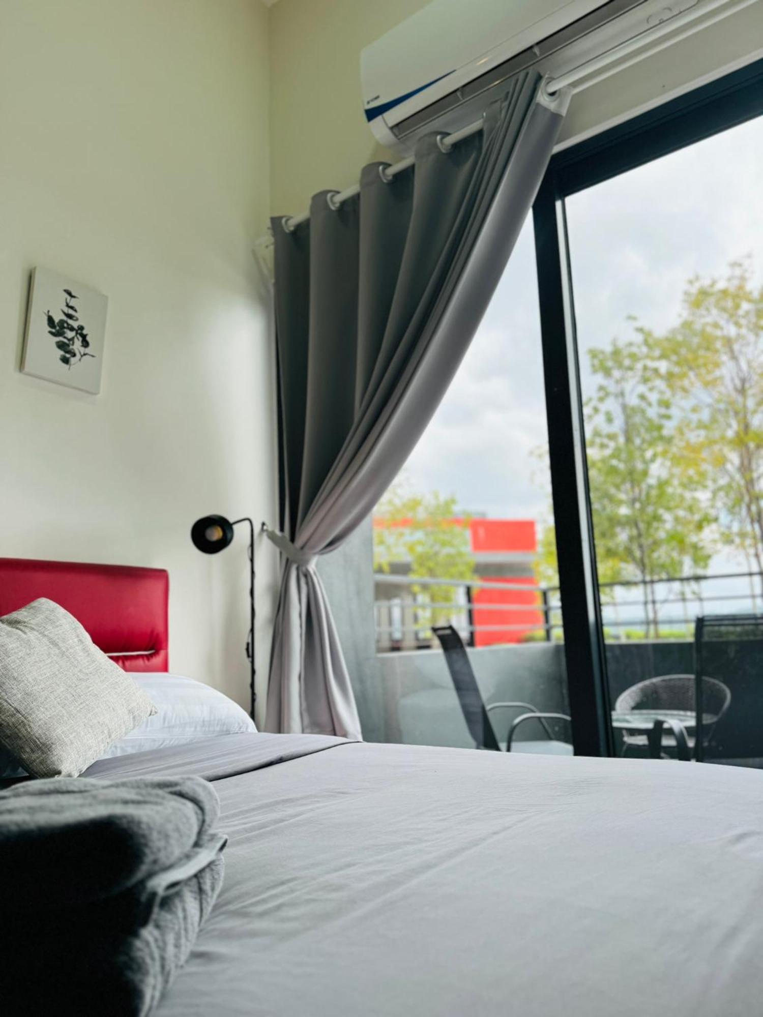 Coresoho Suite By Bkastaycation Kotawarisan Sepang Klia Airport, Free Wifi Экстерьер фото