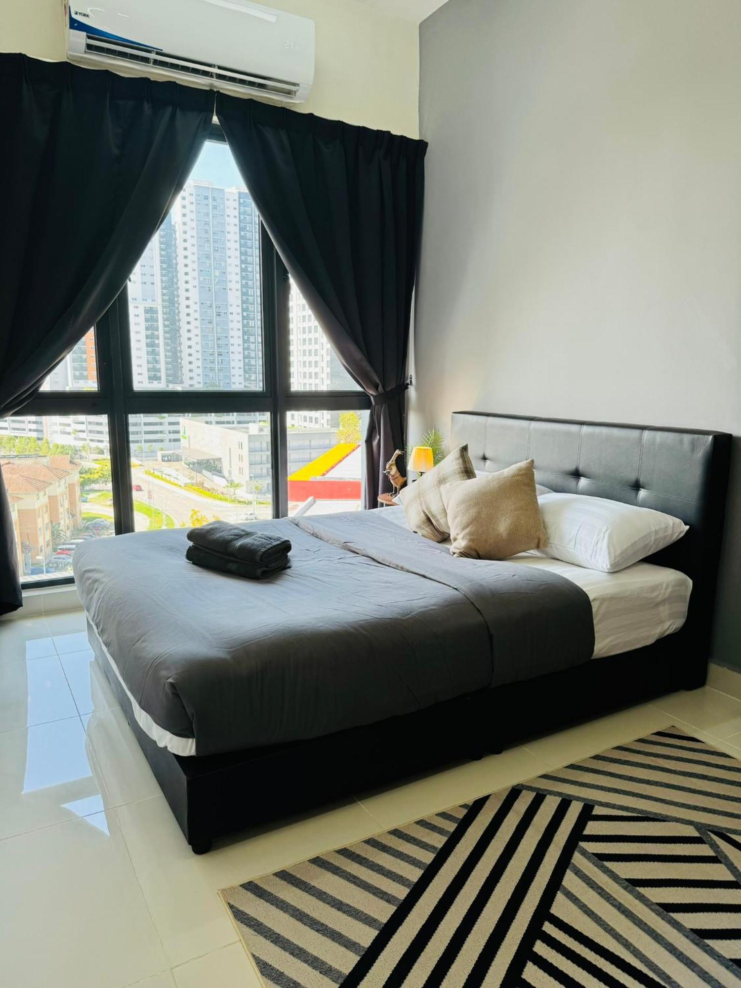 Coresoho Suite By Bkastaycation Kotawarisan Sepang Klia Airport, Free Wifi Экстерьер фото