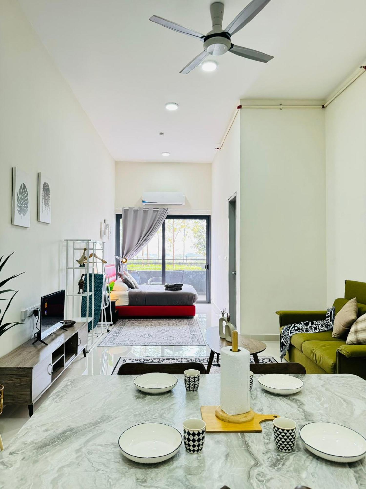 Coresoho Suite By Bkastaycation Kotawarisan Sepang Klia Airport, Free Wifi Экстерьер фото